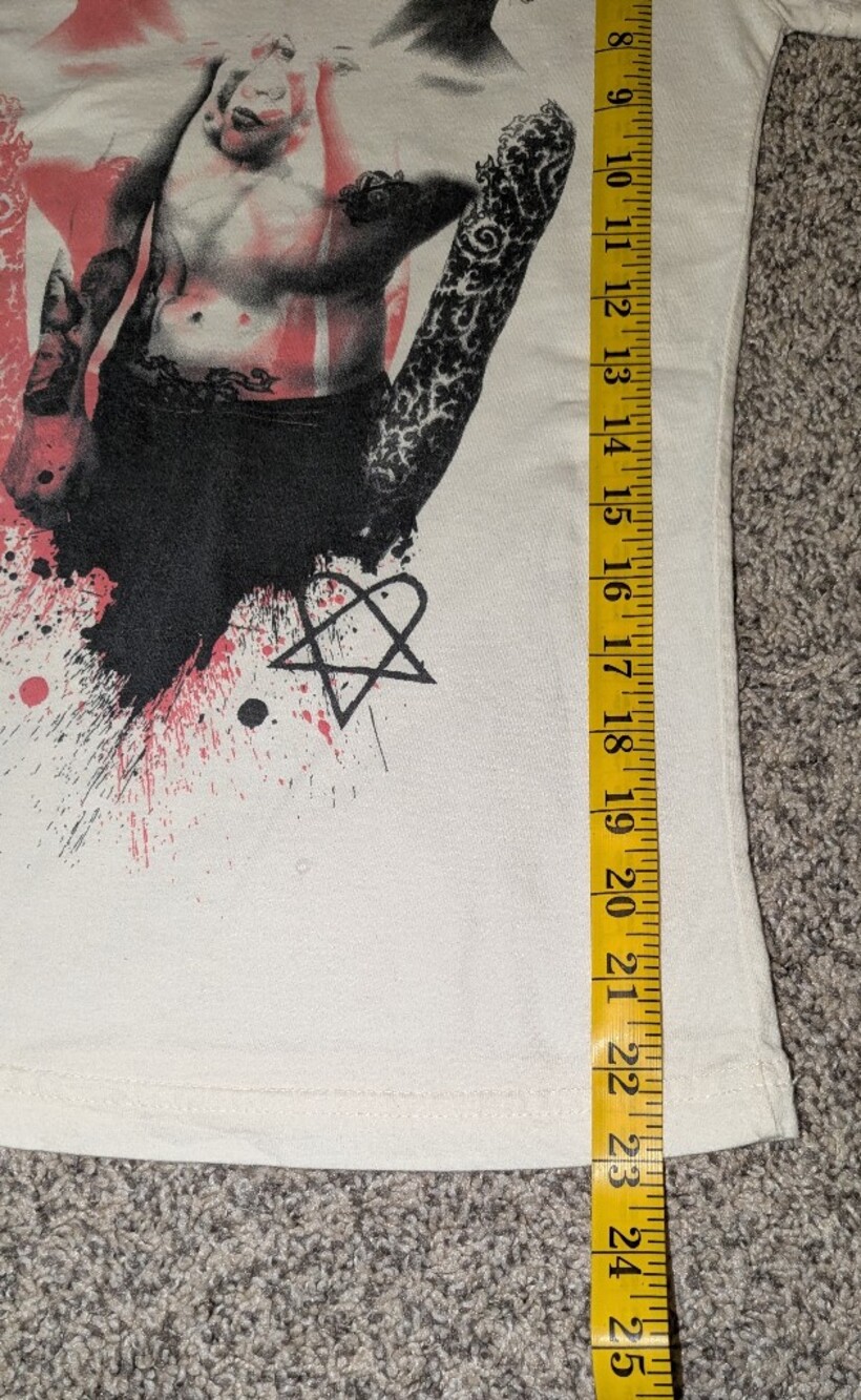 HIM HEARTAGRAM VILLE VALO BAND TEE GIRLY XS - Picture 11 of 12